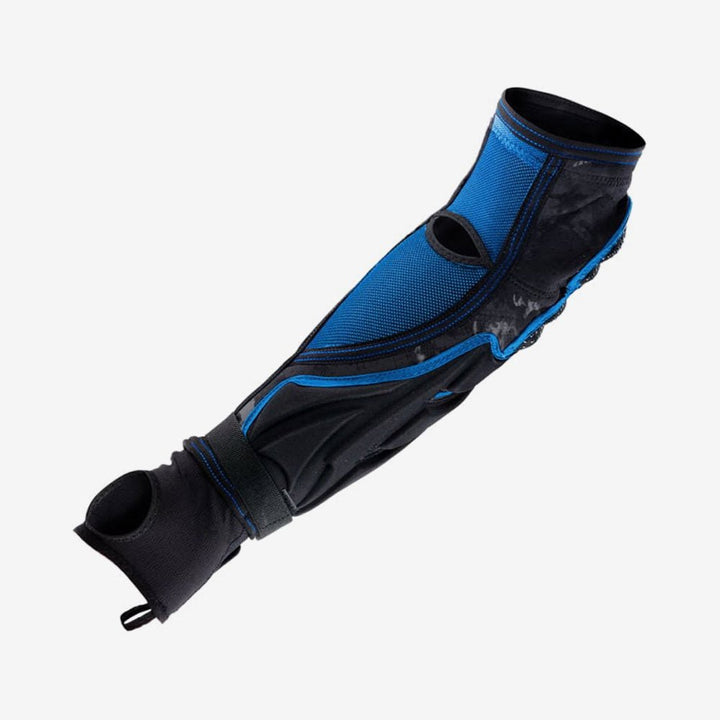 Dye Performance Ellbogenschoner schwarz/blau - Weekend-Warrior.Shop